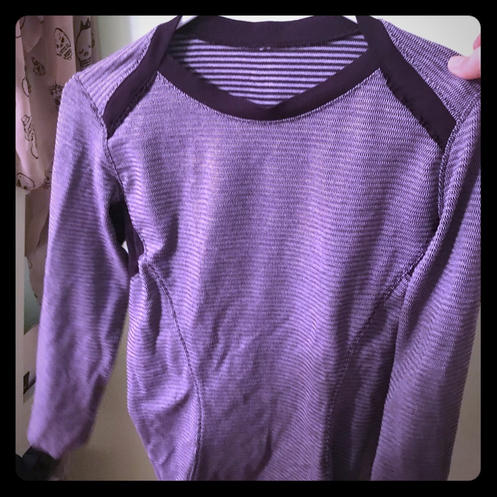 Lululemon sweatshirt